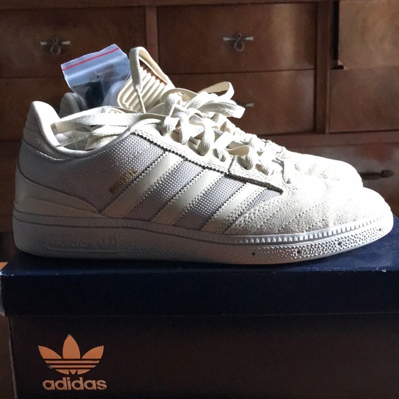 Adidas Busenitz Undeated Sneaker - Picture 4 of 8